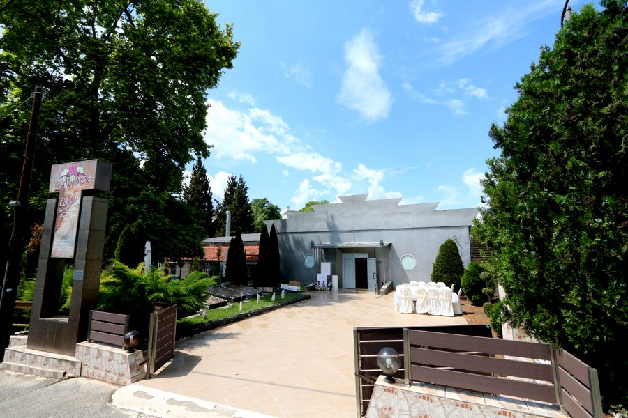 Εξωτερικός χώρος Garden Hall